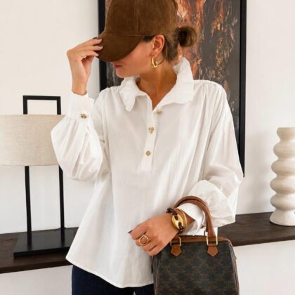 Blouse Perrine blanche en coton à col chemise et boutons dorés