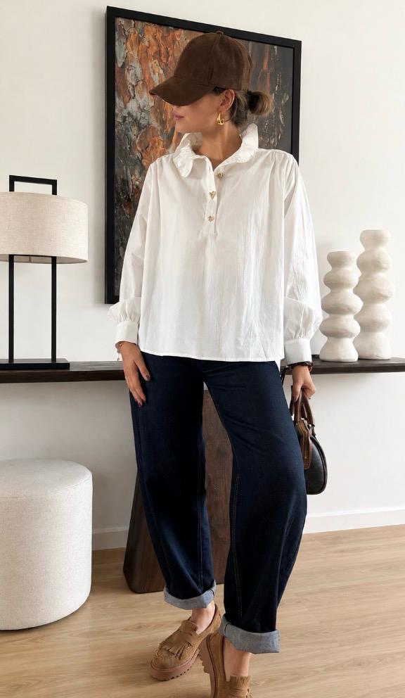 Blouse Perrine – photo 2 Blouse Perrine blanche en coton à col chemise et boutons dorés