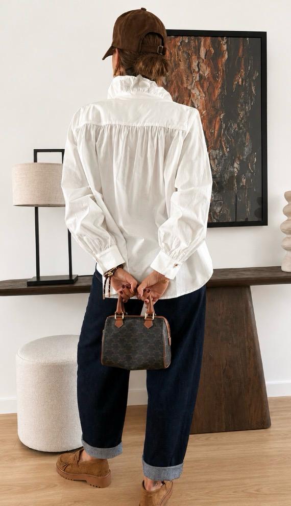 Blouse Perrine – photo 4 Blouse Perrine blanche en coton à col chemise et boutons dorés